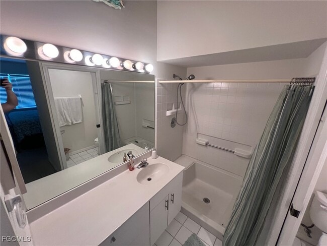 Building Photo - 12061 Summergate Cir