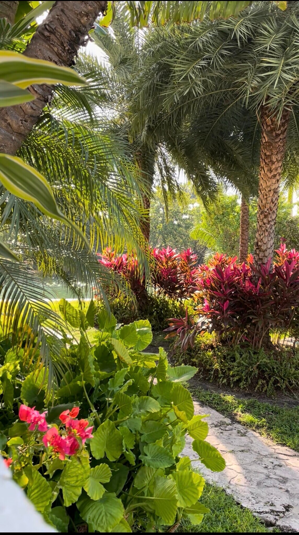 Building Photo - 4023 N Meridian Ave