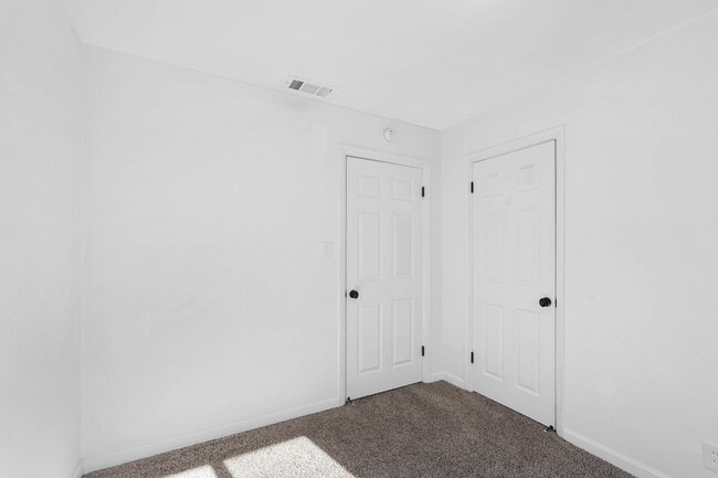 Building Photo - Beautiful Vacaville Home Near Parks, Schools & Shopping