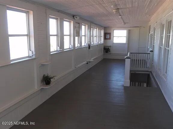 Building Photo - 105 Marine St