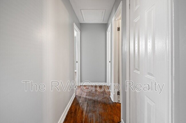 Building Photo - 1528 Lincoln St