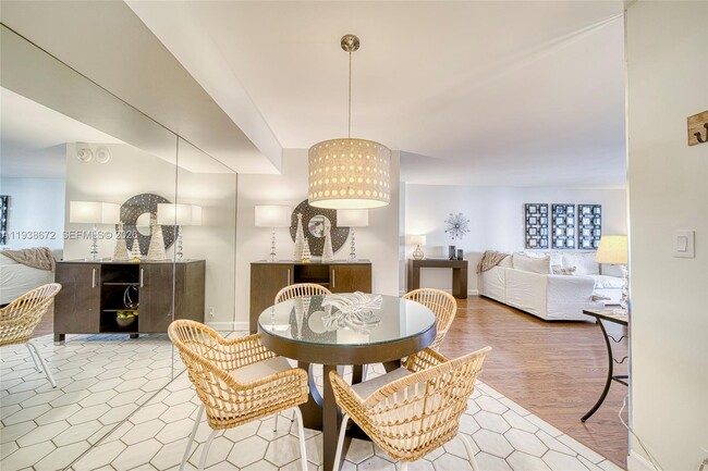 Building Photo - 1111 Crandon Blvd