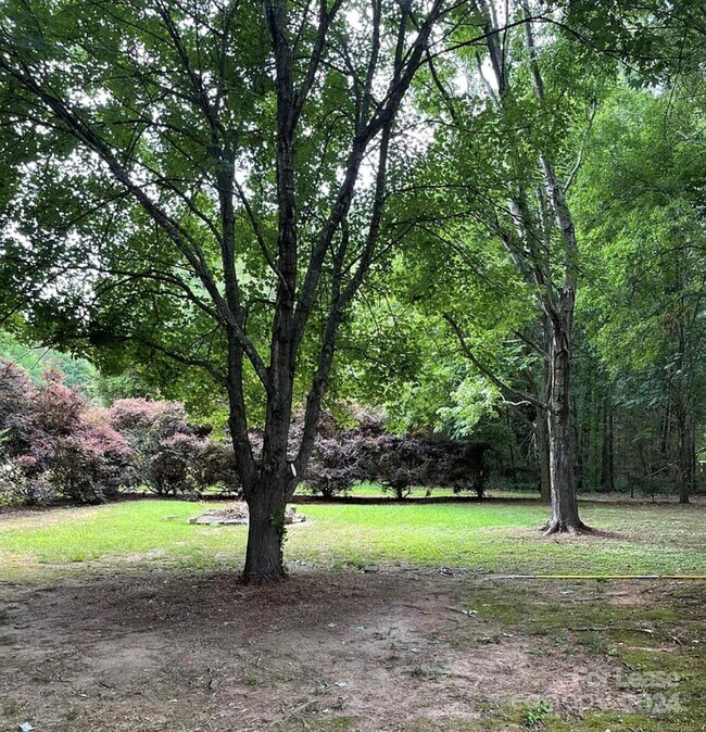 Building Photo - 6156 Mt Gallant Rd