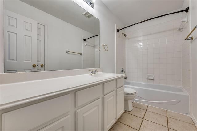 Building Photo - 2513 Royal Troon Dr
