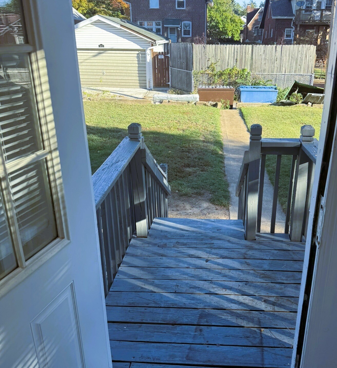 Building Photo - 5011 Devonshire Ave