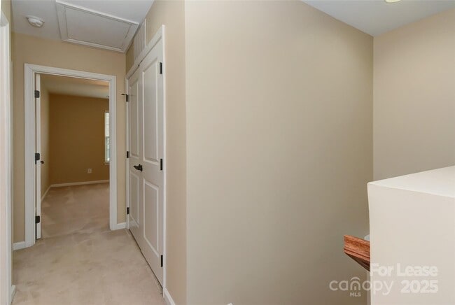 Building Photo - 7718 Sweet Fern Way