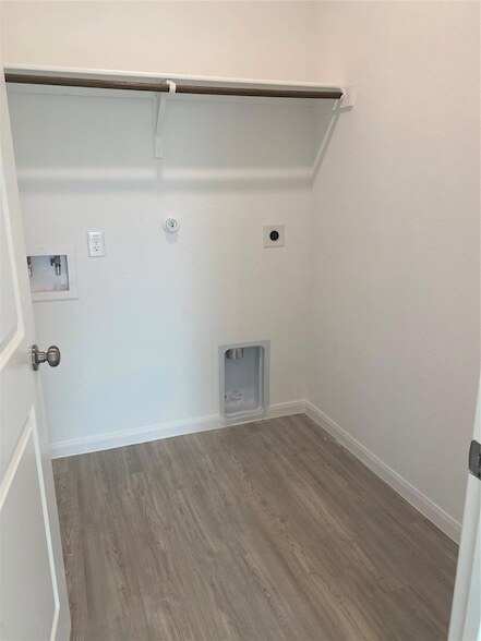 Building Photo - 9052 Rancher Trl