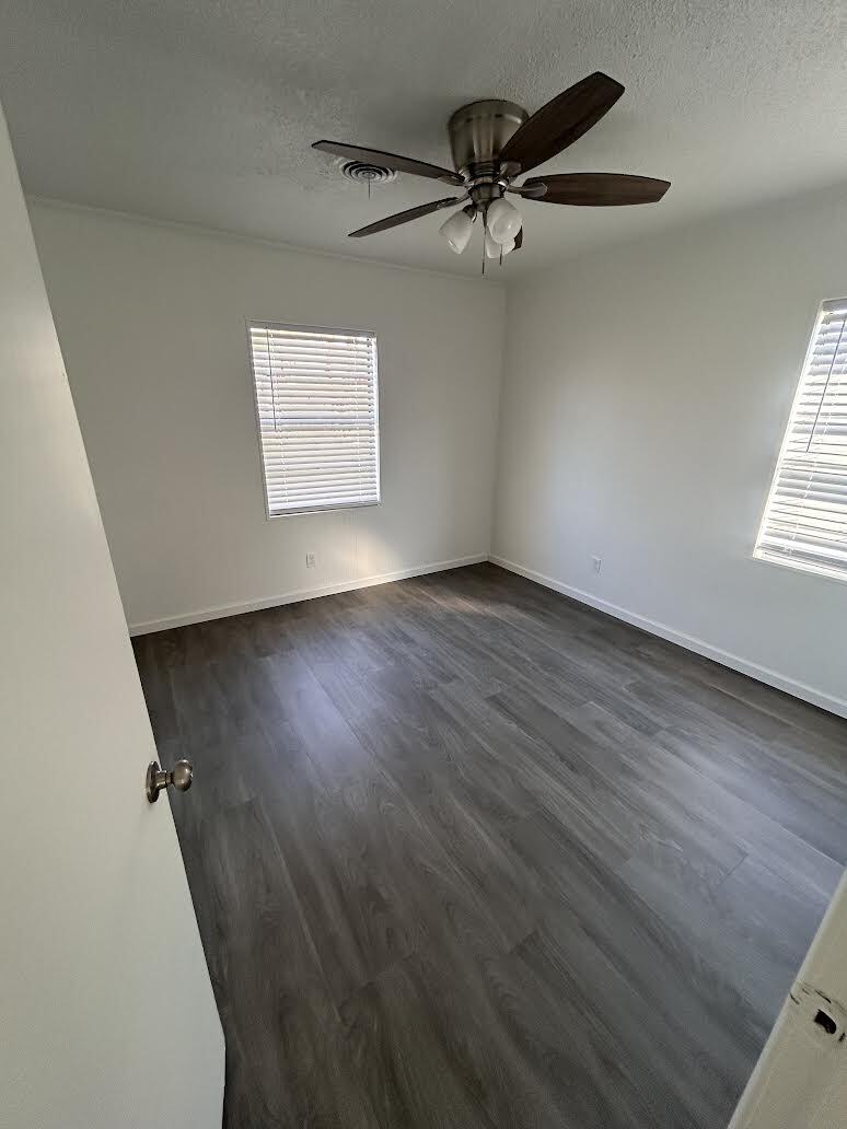 Building Photo - 2301 Cochran St