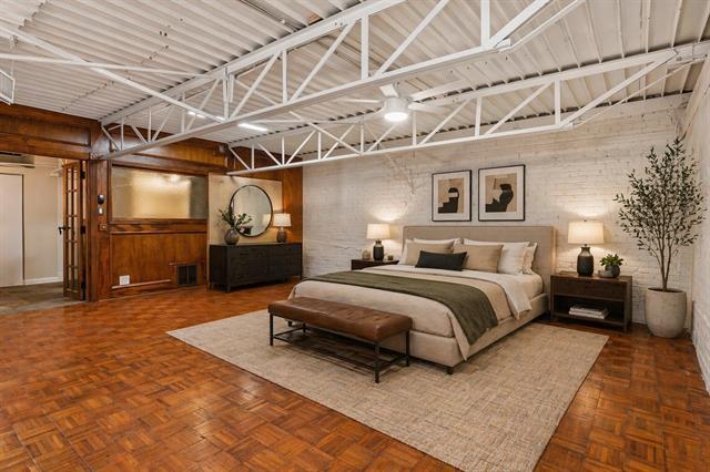 Building Photo - 306 S Walton St