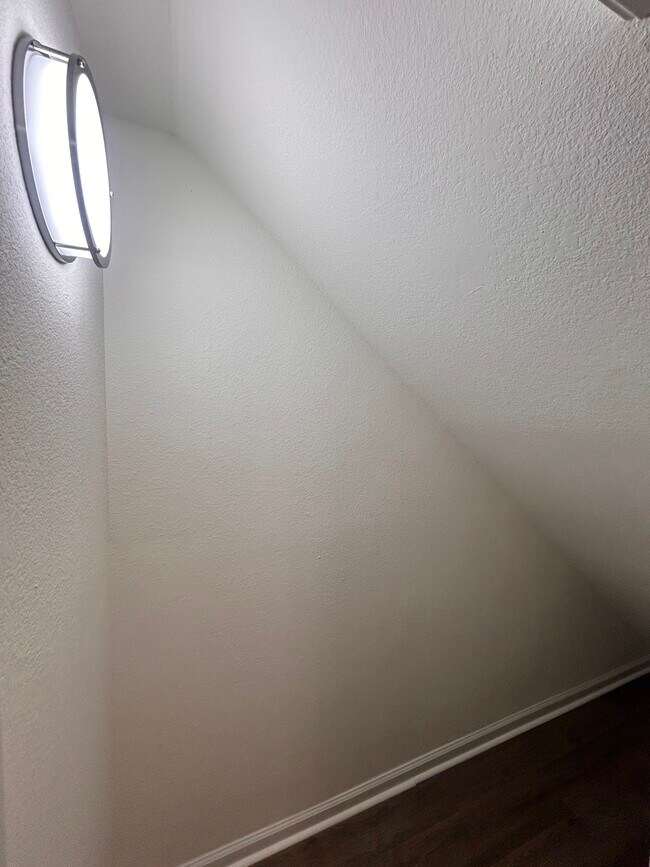 Building Photo - 1251 Fords Pointe Cir