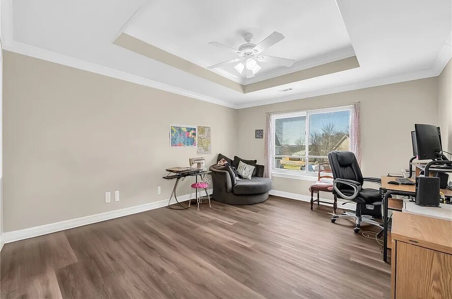 Building Photo - 11058 Rose Ct