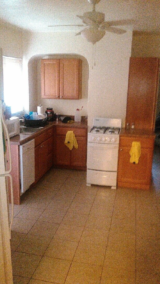 Kitchen - 134 S 25th St