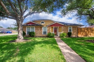 Building Photo - 2905 Hamm Rd