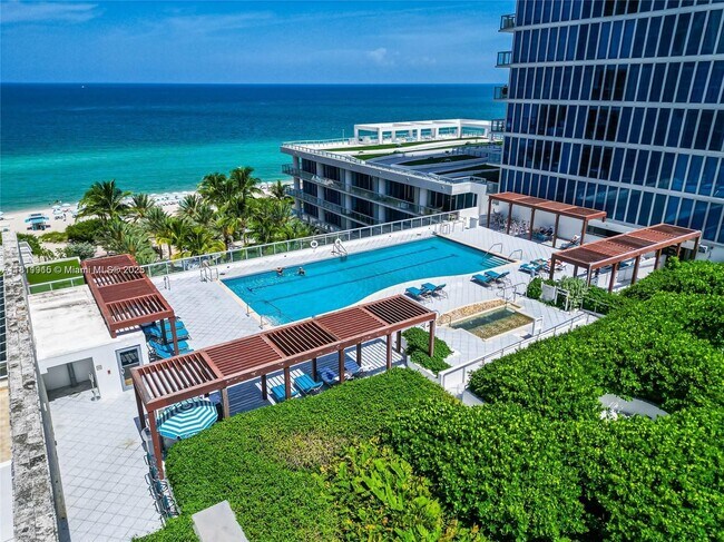 Building Photo - 6799 Collins Ave