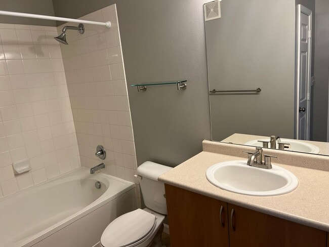 Building Photo - L(o)(o)K what we found!