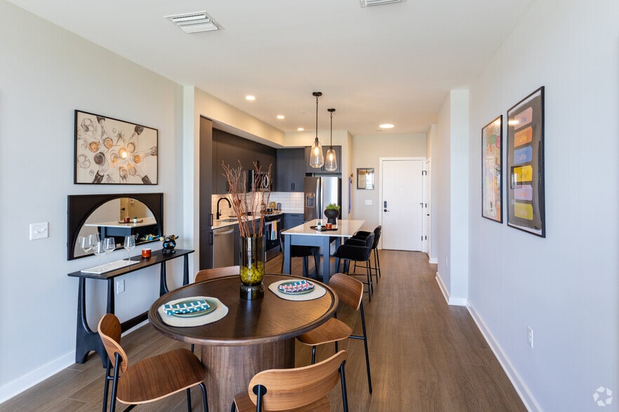 Primary Photo - Oxbow