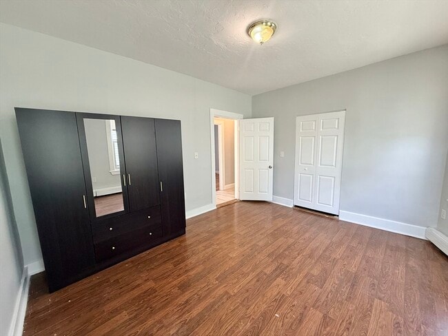 Building Photo - 68 Johnston Rd