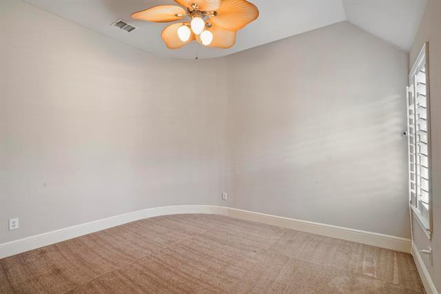 Building Photo - 446 High Point Dr