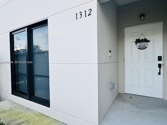 Building Photo - 1312 NW 3rd St