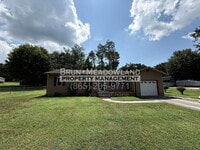 Building Photo - 103 Mapletree Ln