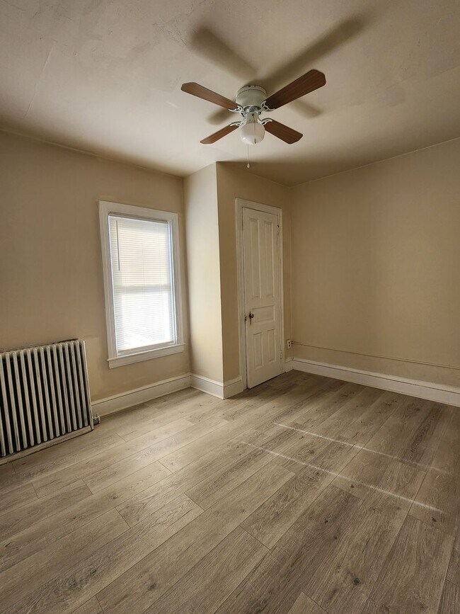 Building Photo - 330 W Philadelphia St