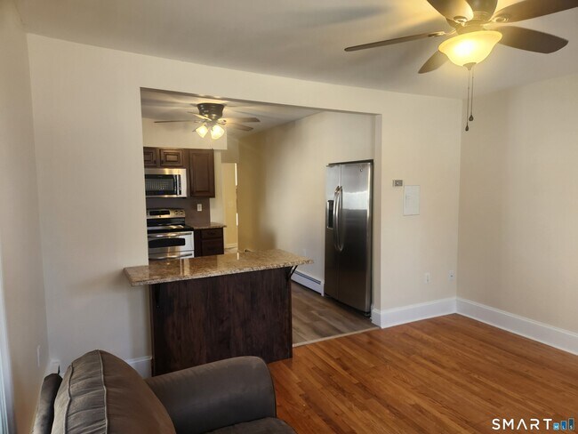 Building Photo - 2 Tolland Grn