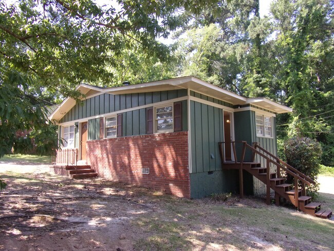 Building Photo - r4423