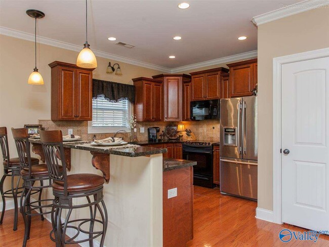 Building Photo - 25753 Summerwood Dr