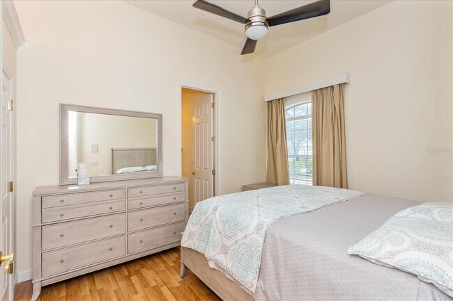 Building Photo - 10606 Boca Pointe Dr