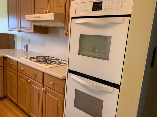 Building Photo - 7609 Hayenga Ln