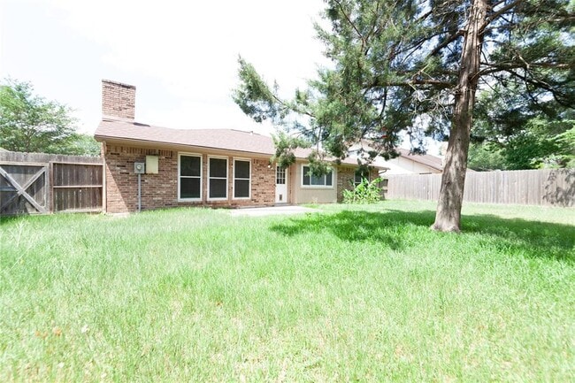 Building Photo - 22403 Deville Dr