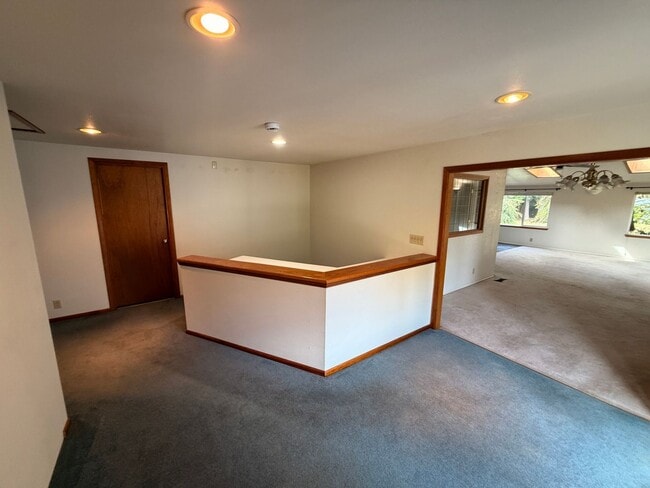 Building Photo - 4204 Sharpe Rd