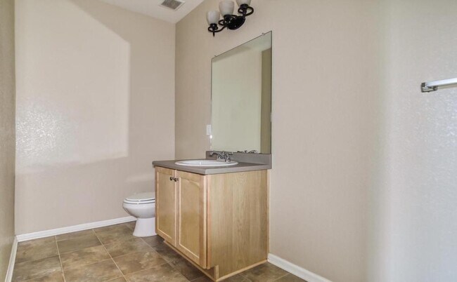 Building Photo - 17145 Waterhouse Cir