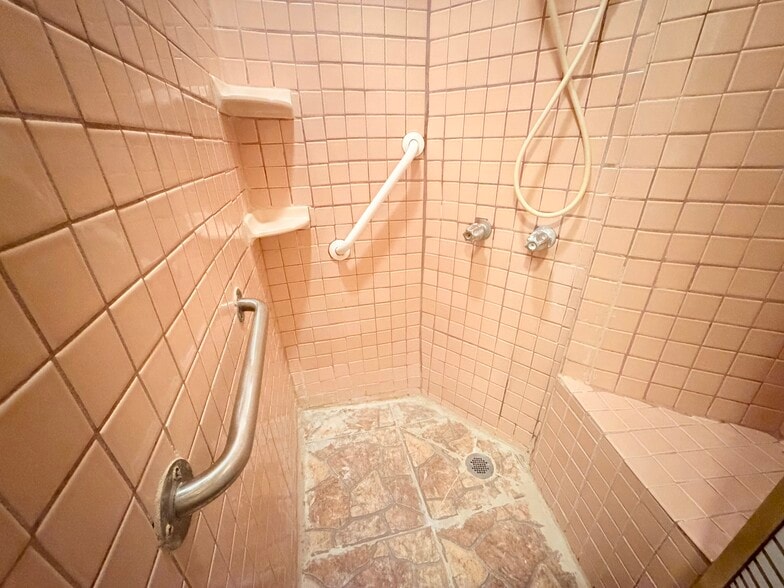 Building Photo - 1745 College View Pl