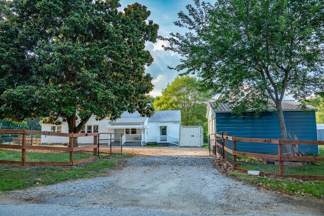 Building Photo - Delightful Retreat in Chesnee, SC