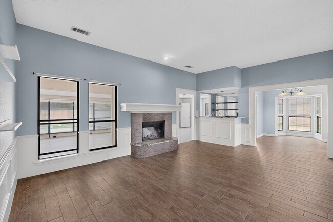 Building Photo - 1207 Mistywood Ln