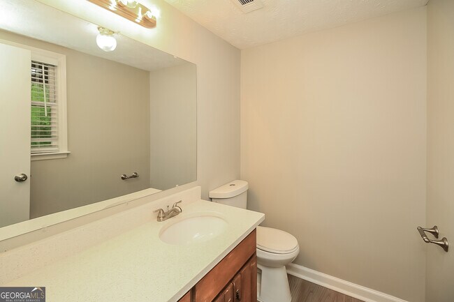 Building Photo - 2709 Austin Ln