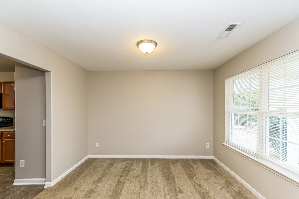 Building Photo - 1321 Lowenstein St