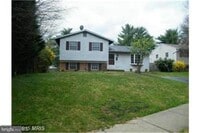 Building Photo - 9 Templar Ct