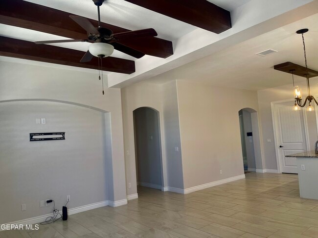 Building Photo - 2849 Tierra Oasis St