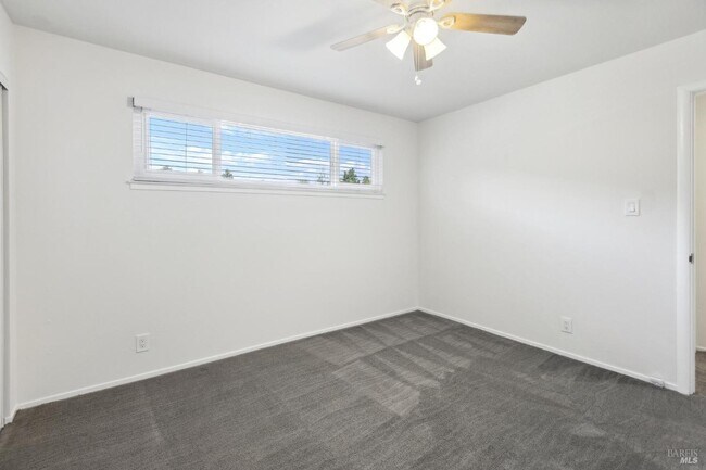 Building Photo - 83 Pixley Ave