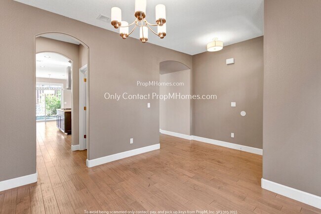 Building Photo - Discover Luxury Living with Exceptional Amenities at Arbor Oaks!