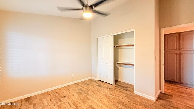 Building Photo - 9140 E Siesta Ln