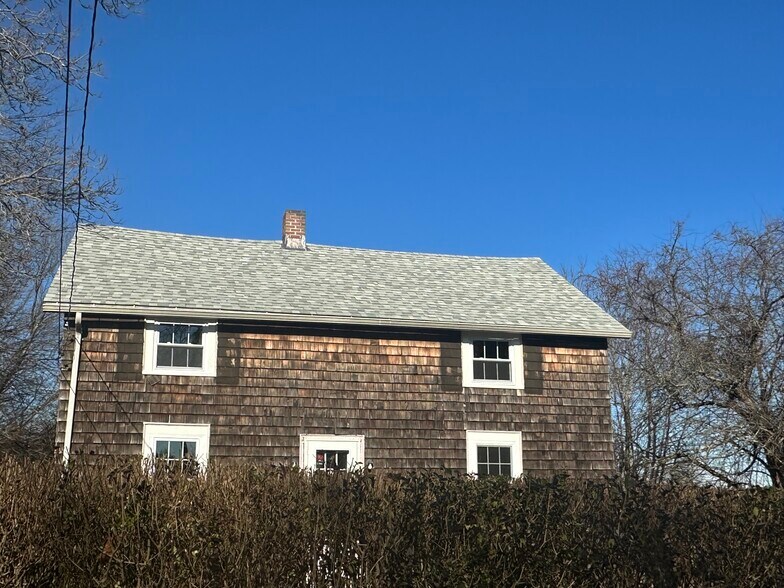 Primary Photo - 268 Bow Ln