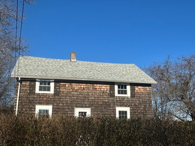 Building Photo - 268 Bow Ln