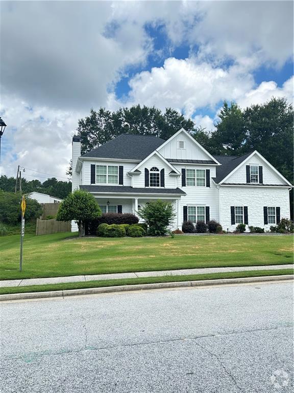 Building Photo - 540 Langley Creek Dr
