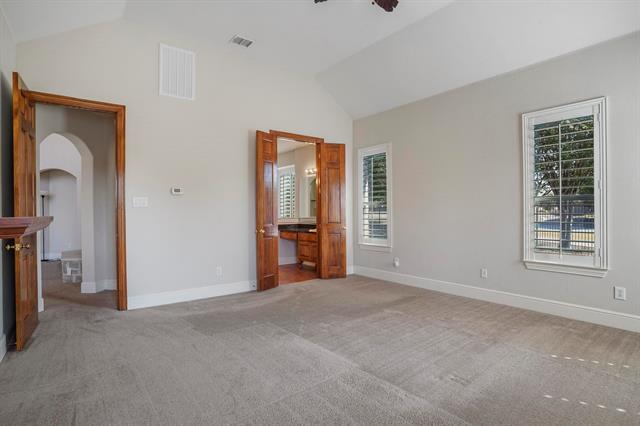 Building Photo - 446 High Point Dr