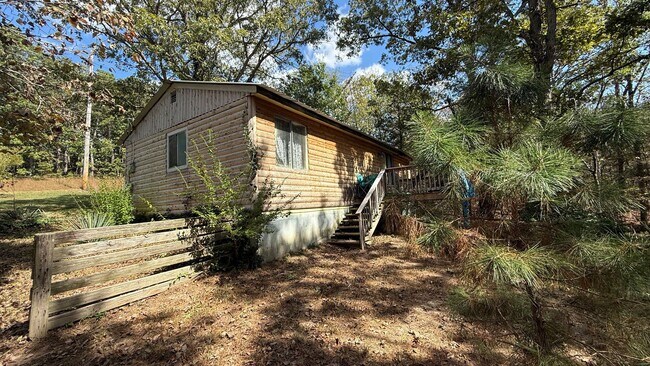 Building Photo - STE GENEVIEVE - Private Cottage with Lake ...