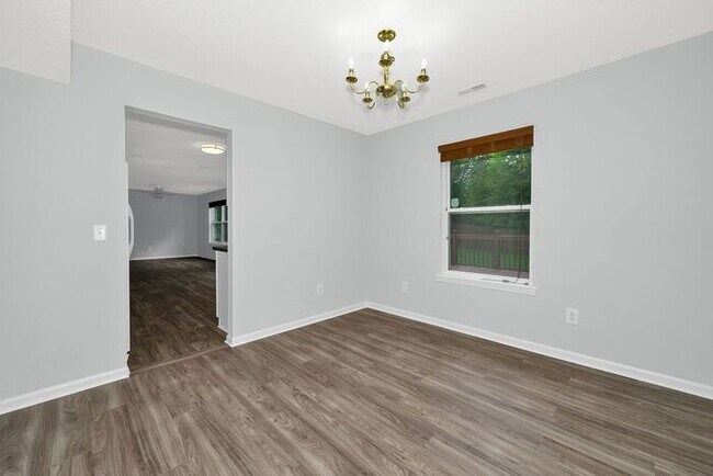 Building Photo - Great 4 Bedroom, 2.5 Bath Home in Fishers!