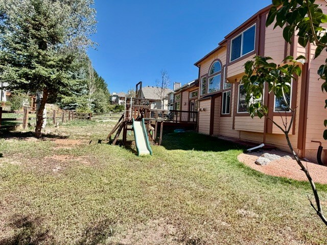 Building Photo - 1112 Meadow Oaks Dr